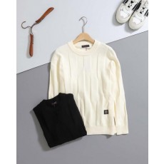 루* 엠보 패턴 라운드 니트