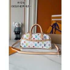 루* 핸드백 이스트 웨스트