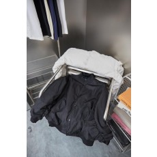 발**** M1153 자수 로고 셔링 봄버 자켓