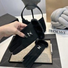 루* 라쿤 로고 포인트 스웨이드 장갑