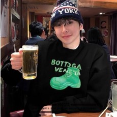 보** 페인트 신발 디자인 밍크양기모 티셔츠