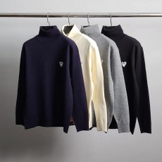 꼼* 화이트와펜 터틀넥 니트