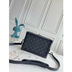 루* 이클립스 모노그램 소프트 트렁크 크로스백