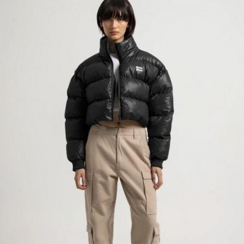 미*** 영문로고 패딩