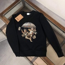 버** 가방 든 천사 맨투맨