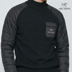 아**** 포켓 패딩 맨투맨