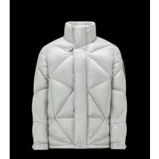 x 퍼렐 윌리엄스 오크 쇼트 다운 자켓