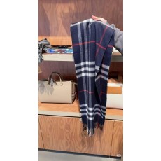 버** 클래식 체크 캐시미어 머플러