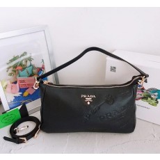 프** 고급 유진 불박크로스백 블랙