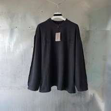 발**** 아플리케 로고 롱슬리브 티셔츠